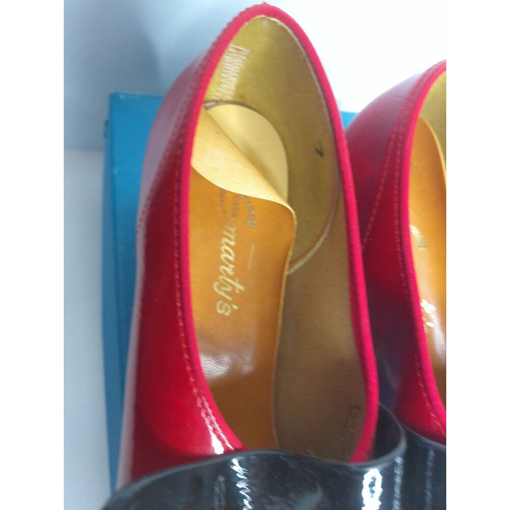 Vintage Smartys Red Black Patent Pumps Shoes Silver Buckle Deco Size 7 - Picture 7 of 10